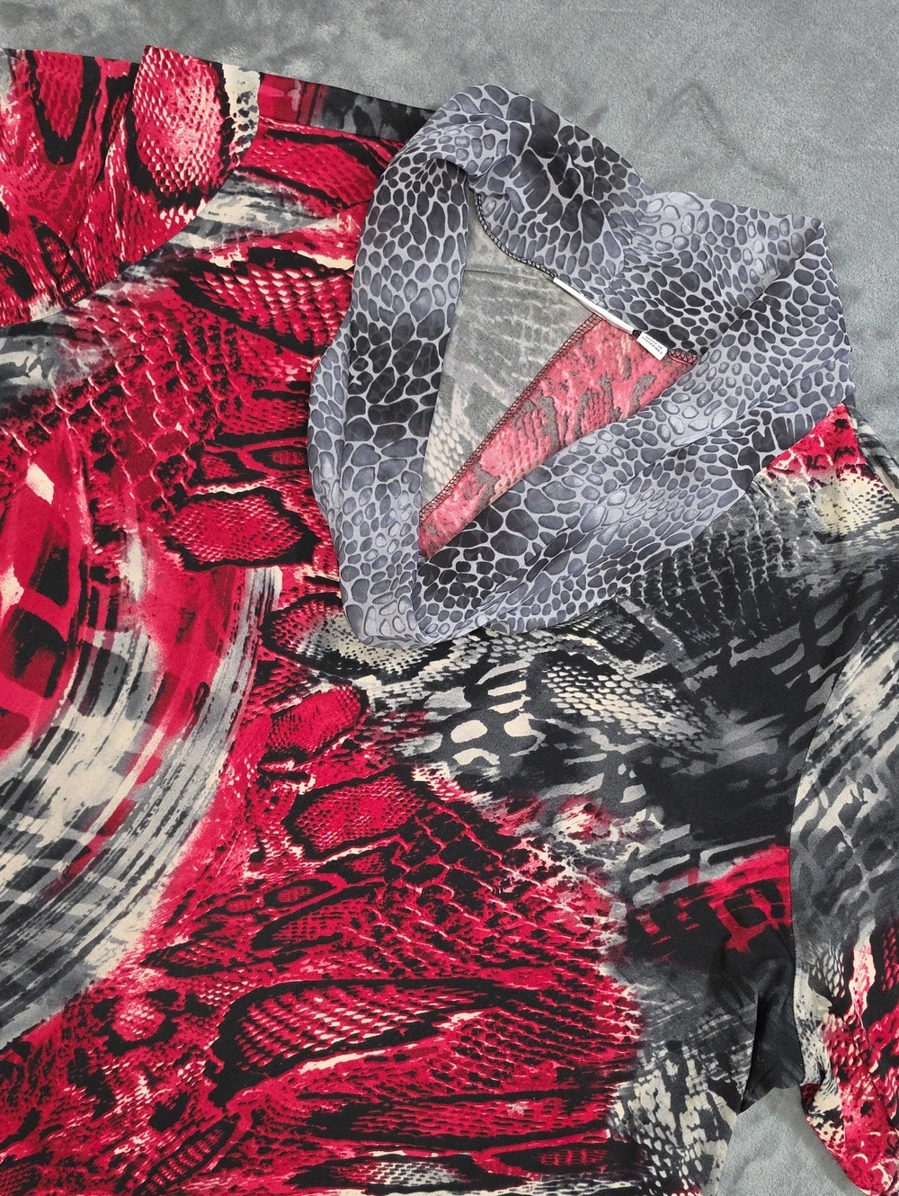 Susan Graver 3X Red and Gray Snake-Print V-Neck Tunic Plus